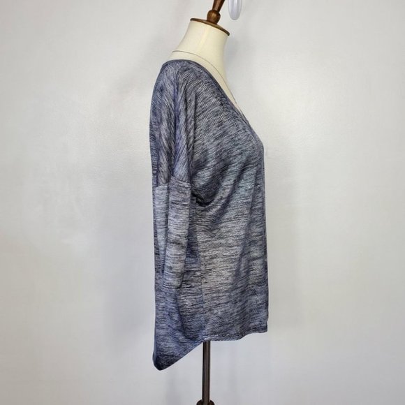 Misia Black White Drop Shoulder Back Button Detail Top Size S - Picture 5 of 12